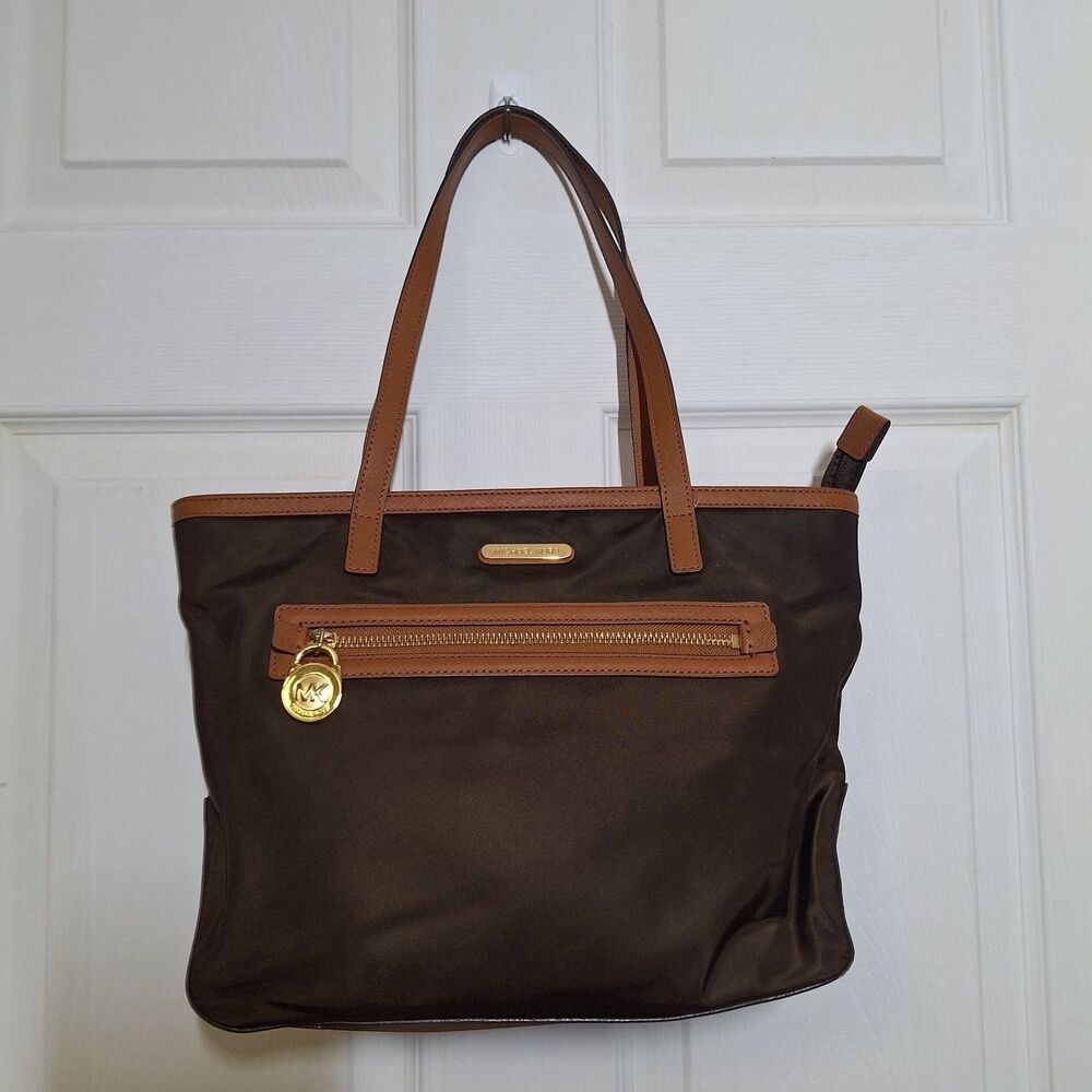 Michael Kors Brown Nylon Kempton Shoulder Bag Preppy Minimalist Old Money Purse